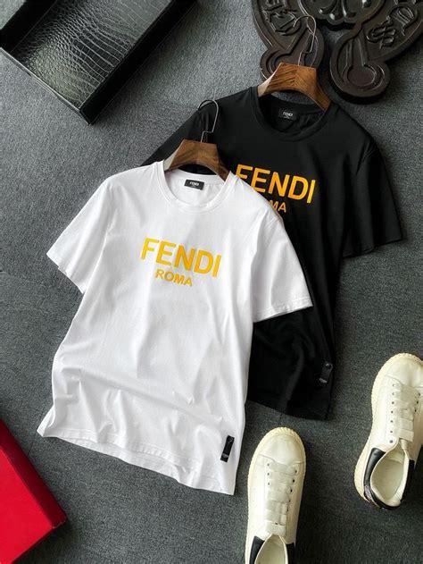 fendi playeras precio|Camisetas y camisetas polo de lujo para Hombre .